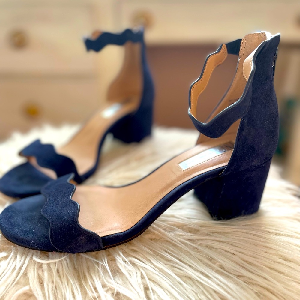 Blue suede shoes
